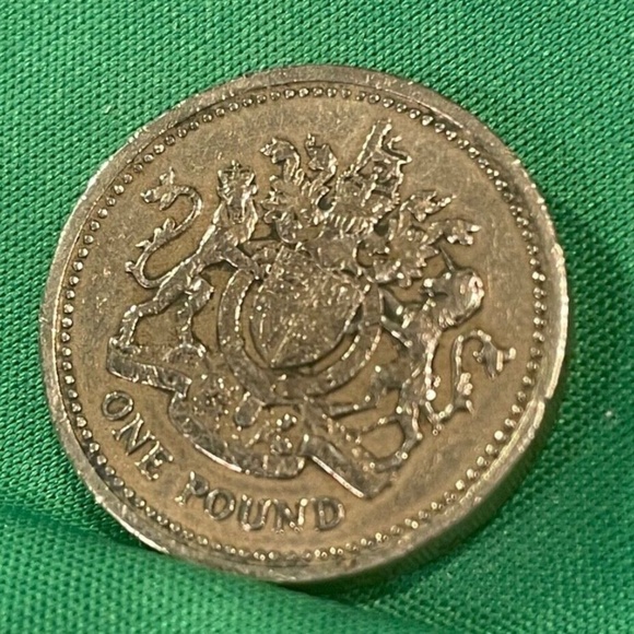 1983 UK One Pound - Kims Sharp British £1 Coin - Elizabeth II - Great Britain - Picture 2 of 6